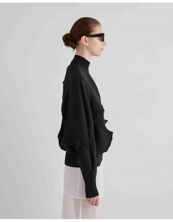 Mei Mei J Pleated jacket