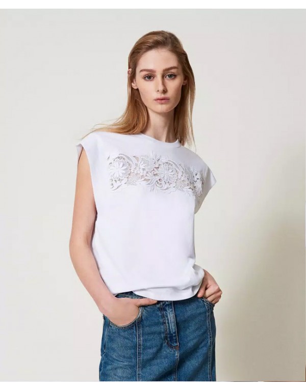 T-shirt με απλικέ δαντέλα