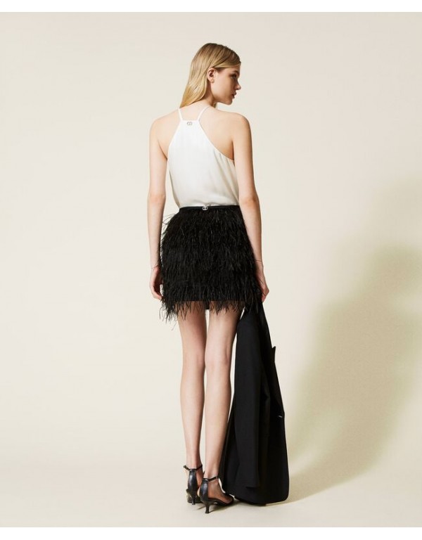 Σατέν μίνι μαύρη φούστα με φτερά