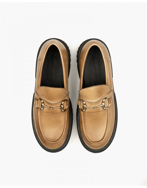 Moccasin in leather