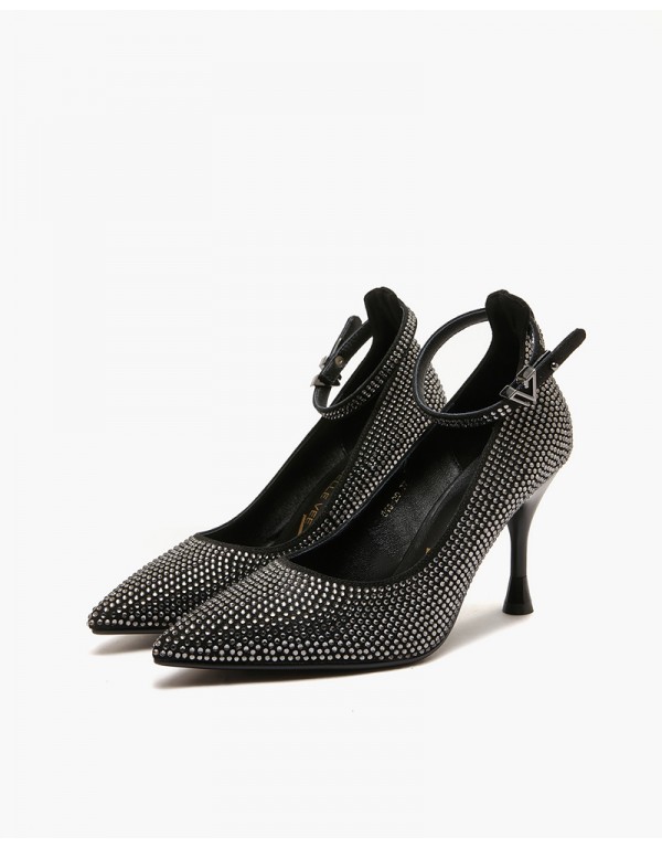 Stiletto heel with strass