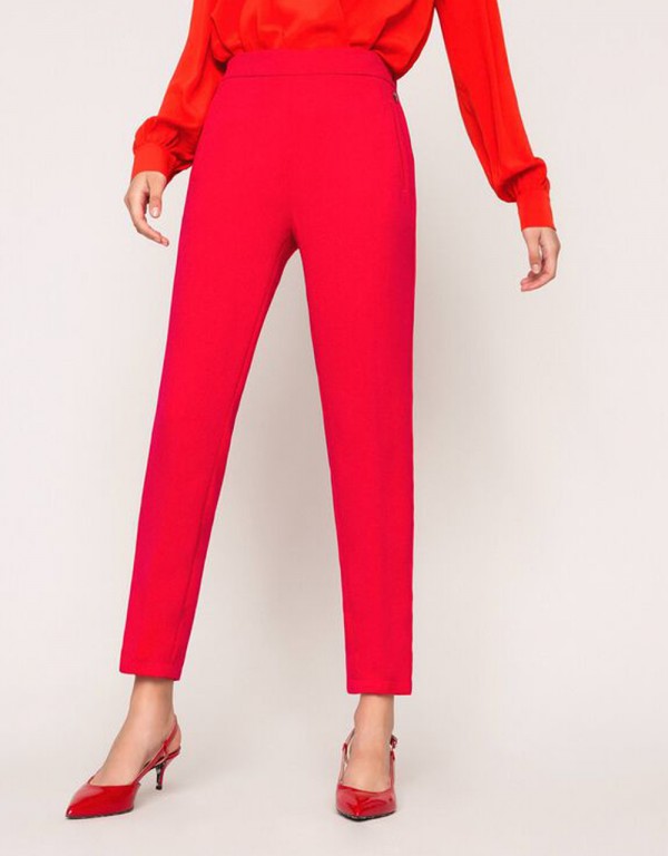 Pants in a comfortable straight line